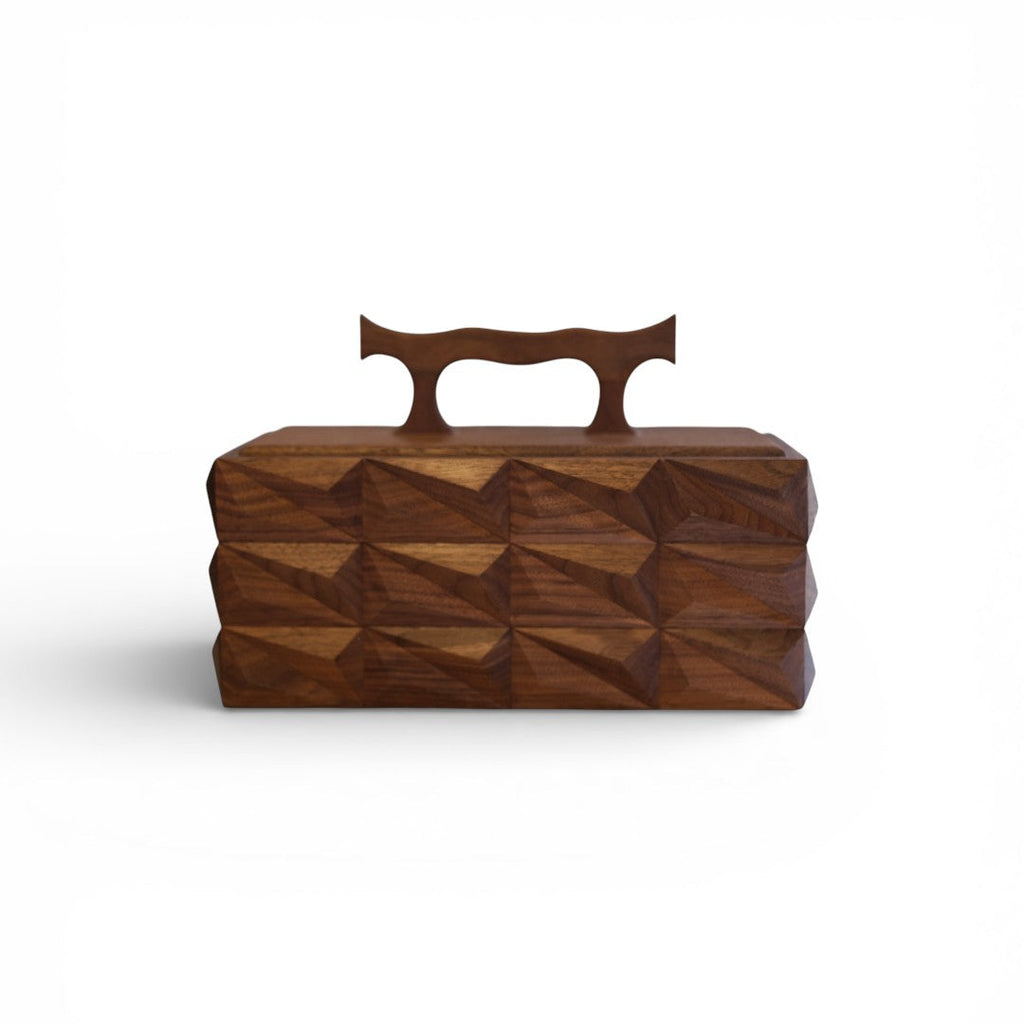 Edgy Box with Lift-Lid