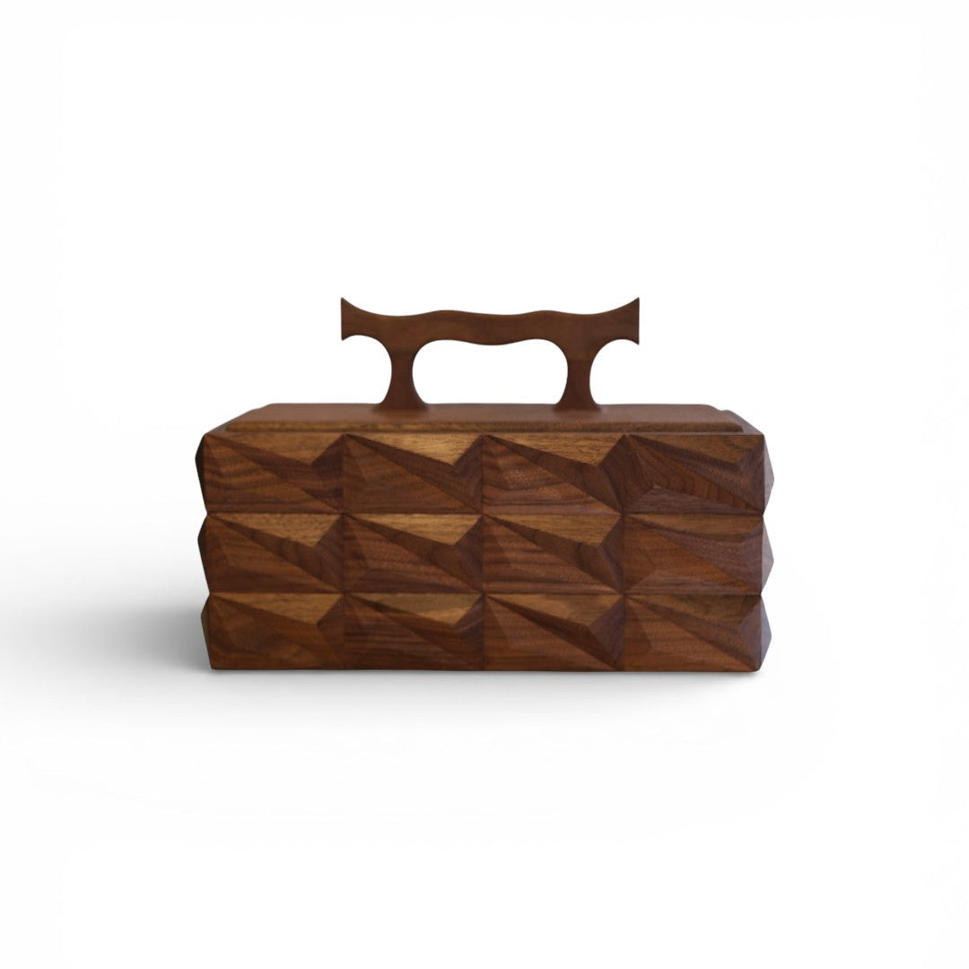 Edgy Box with Lift-Lid