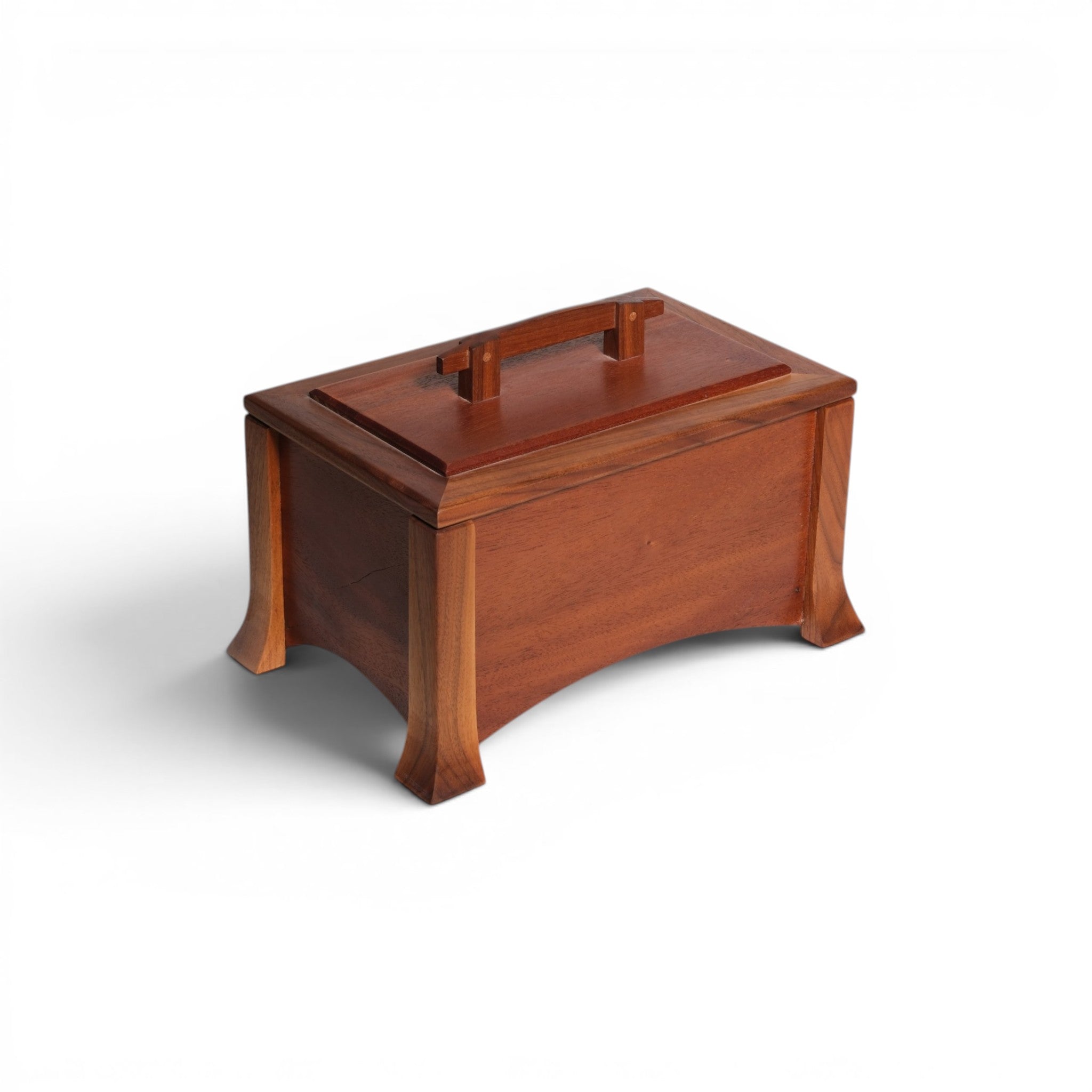 Lidded Storage Box with Handle