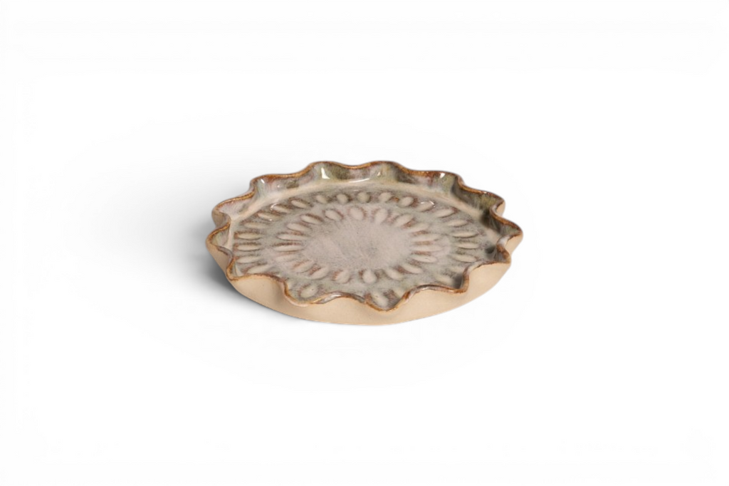 Wavy Plate II