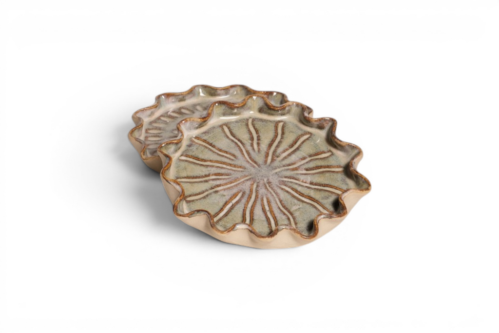 Wavy Plate II