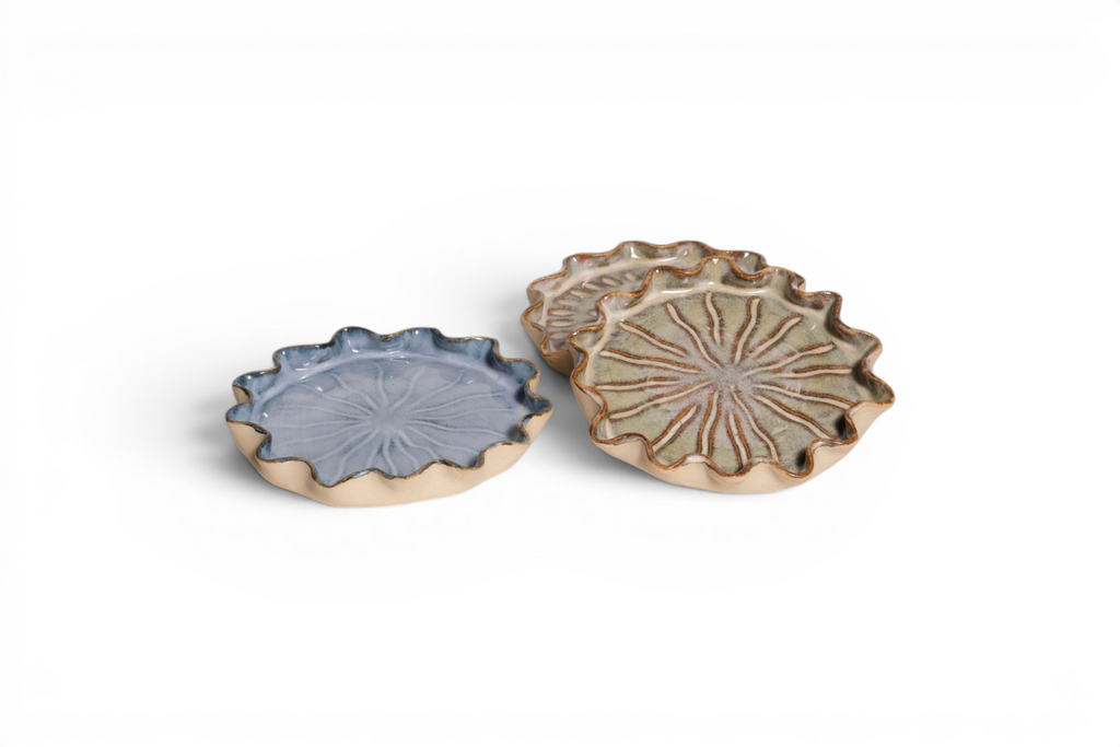 Wavy Plate II
